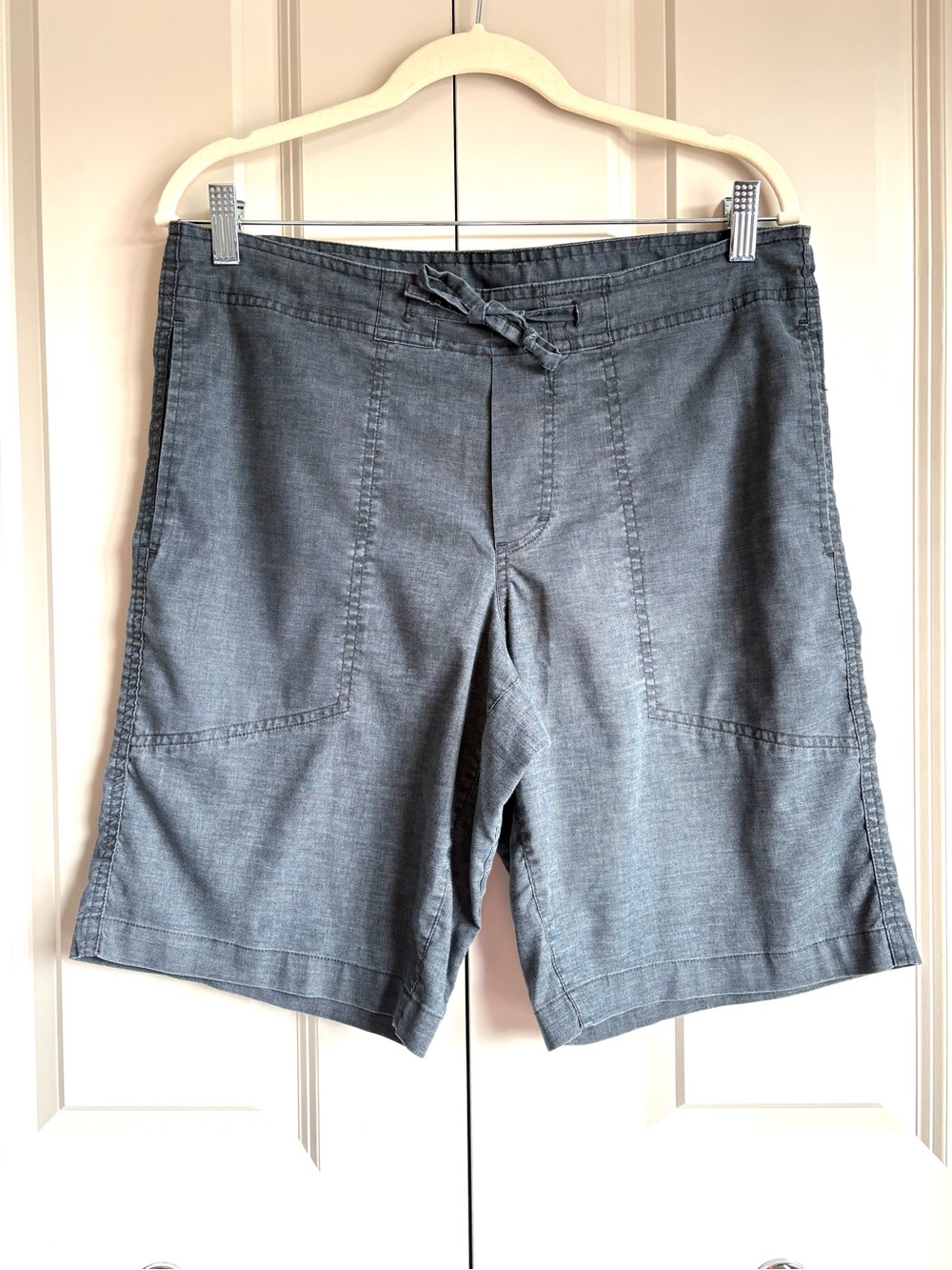 Prana Mens Grey Pull On Hemp Blend Sutra Shorts size Small Workout Hiking Yoga